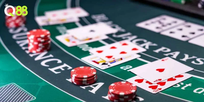 Cân nhắc thời điểm rút lá tiếp theo rất quan trọng trong Blackjack.